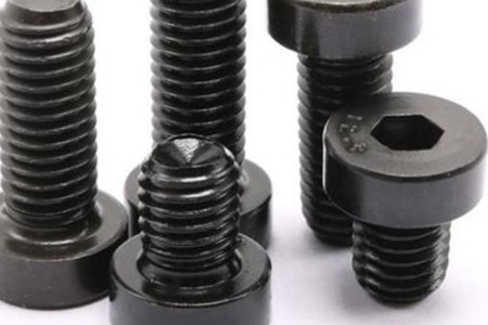 外六角和內(nèi)六角螺栓如何選？需了解其特點(diǎn)！