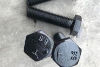 高強(qiáng)度螺栓價(jià)格相比普通螺栓差多少？