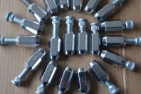 汽車螺栓的工作原理、特點(diǎn)和使用方法