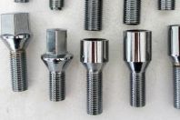 汽車螺栓擰不下來咋辦？應(yīng)對(duì)方法有多種！